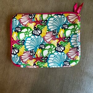 Lilly Pulitzer Colorful Shell Pattern Laptop Sleeve nwot